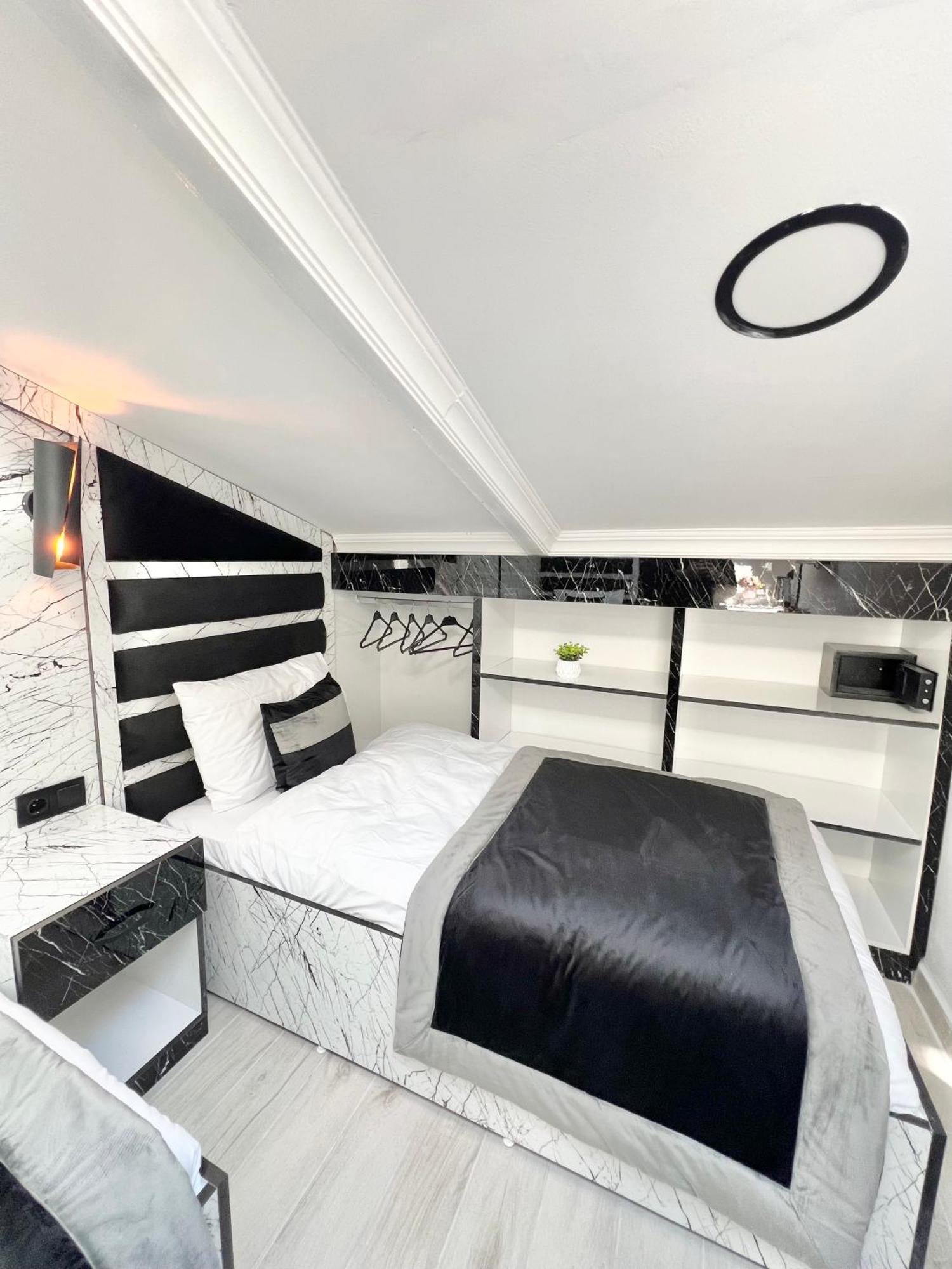 Taksim Larissa Hotel Suites Istanbul Exterior foto