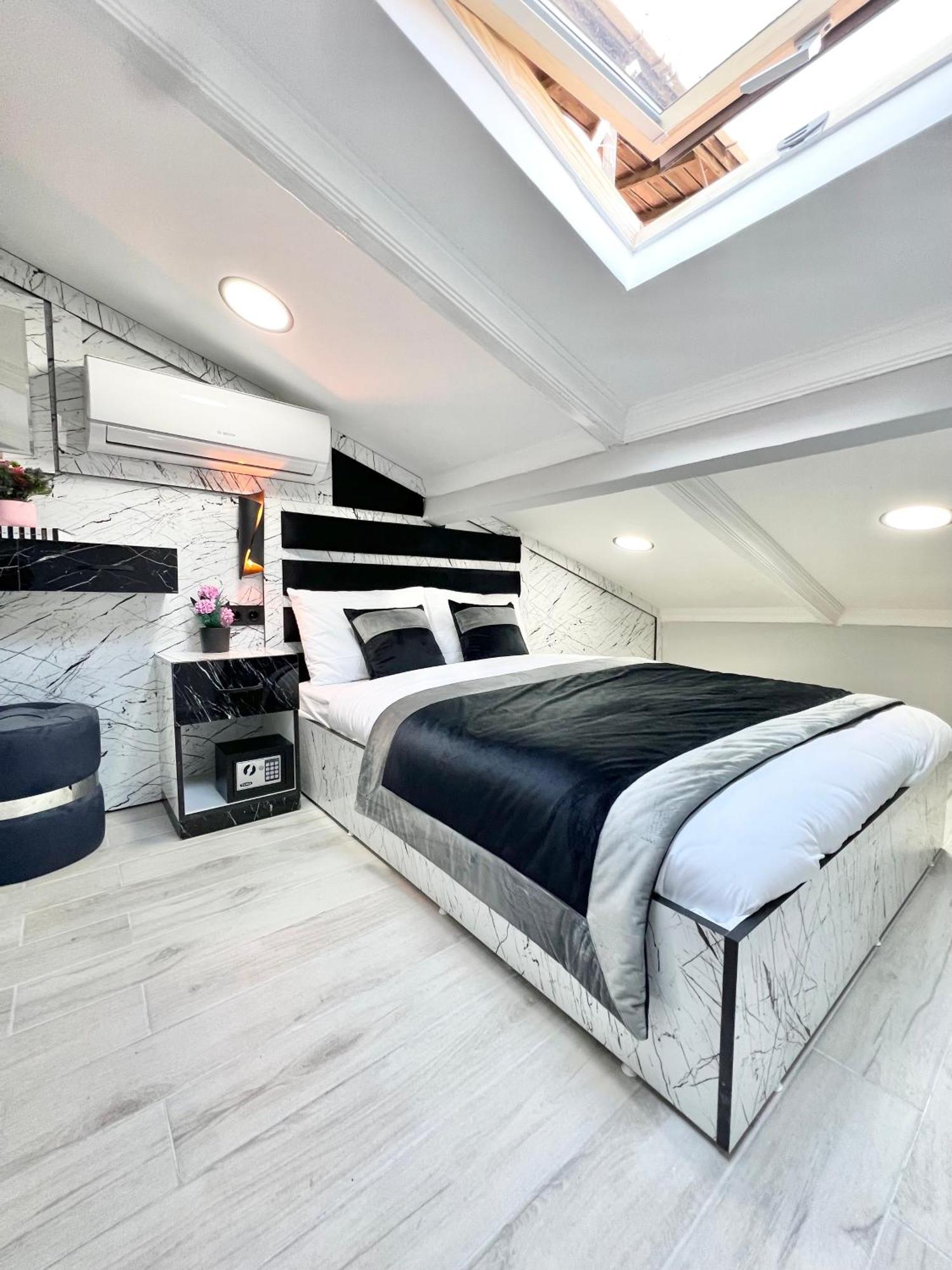 Taksim Larissa Hotel Suites Istanbul Exterior foto