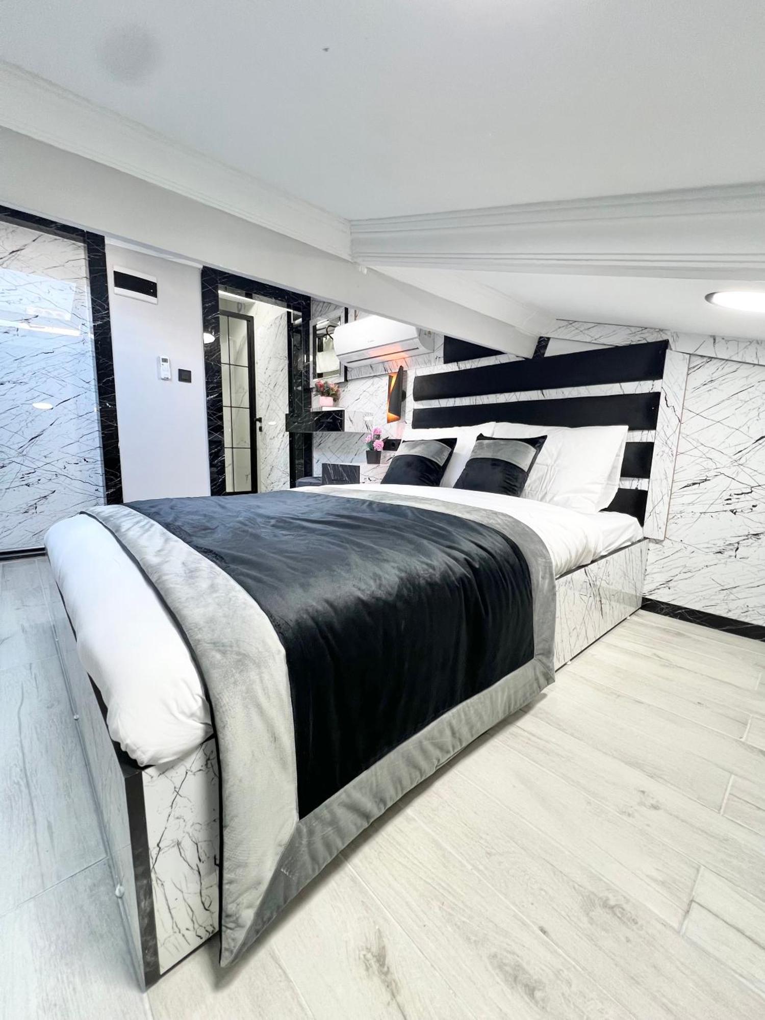 Taksim Larissa Hotel Suites Istanbul Exterior foto