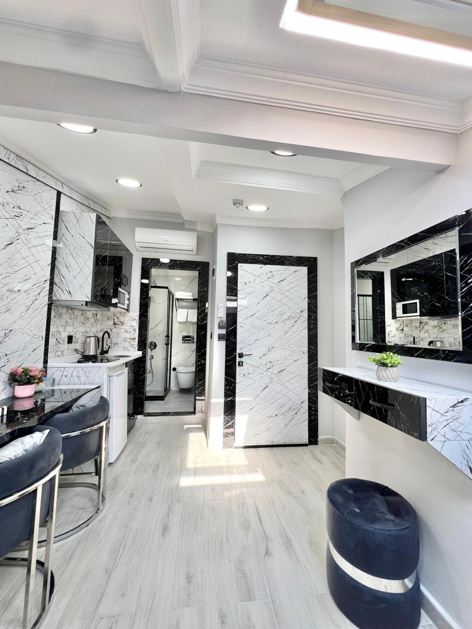 Taksim Larissa Hotel Suites Istanbul Exterior foto