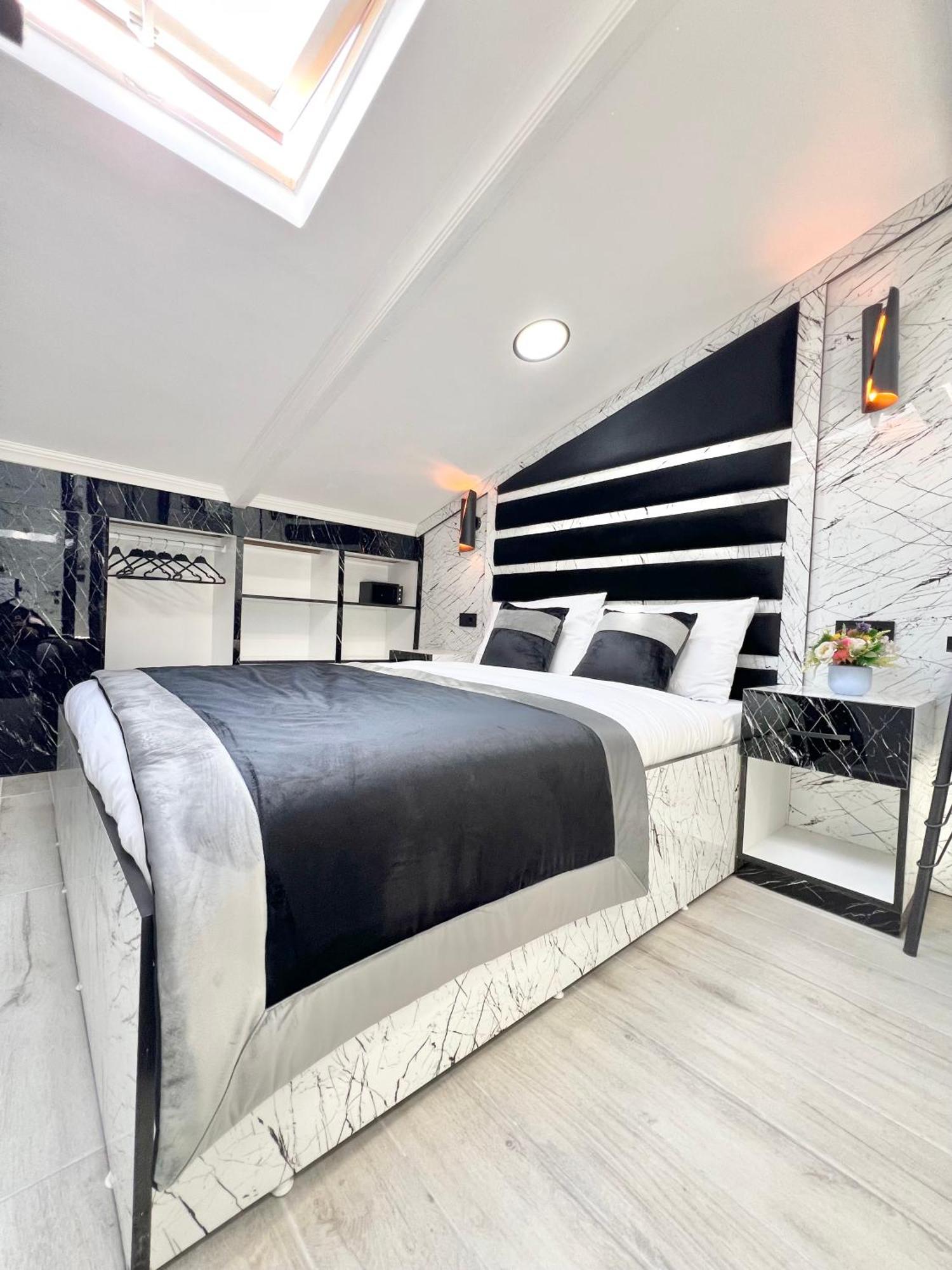 Taksim Larissa Hotel Suites Istanbul Exterior foto